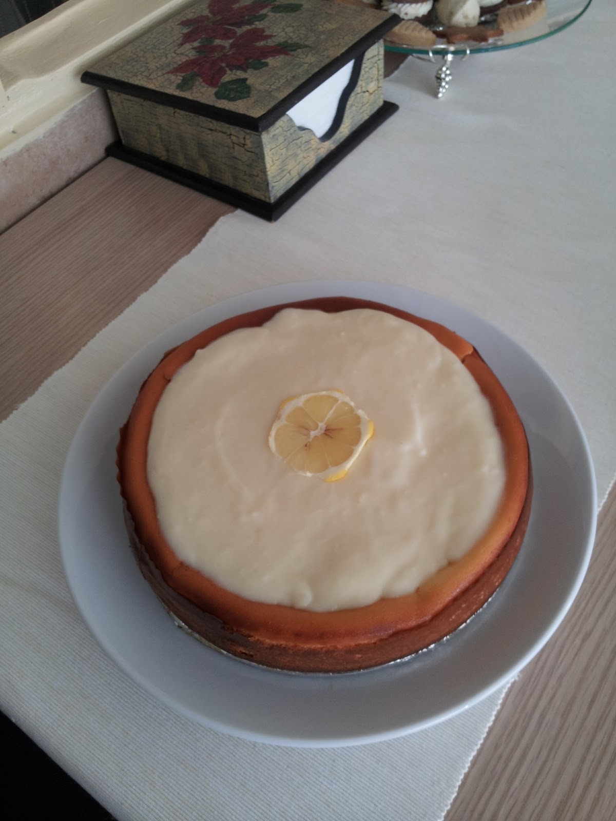 GüneşliTubiş Beyaz çikolata soslu limonlu cheesecake